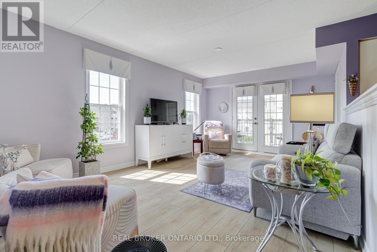 Apartment at 313 - 1460 BISHOPS GATE, Oakville (GA Glen Abbey)
