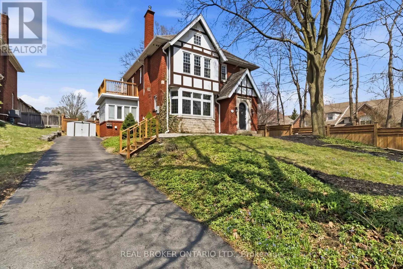 Detached at MAIN LEVEL - 295 PLAINS ROAD W, Burlington (Bayview)
