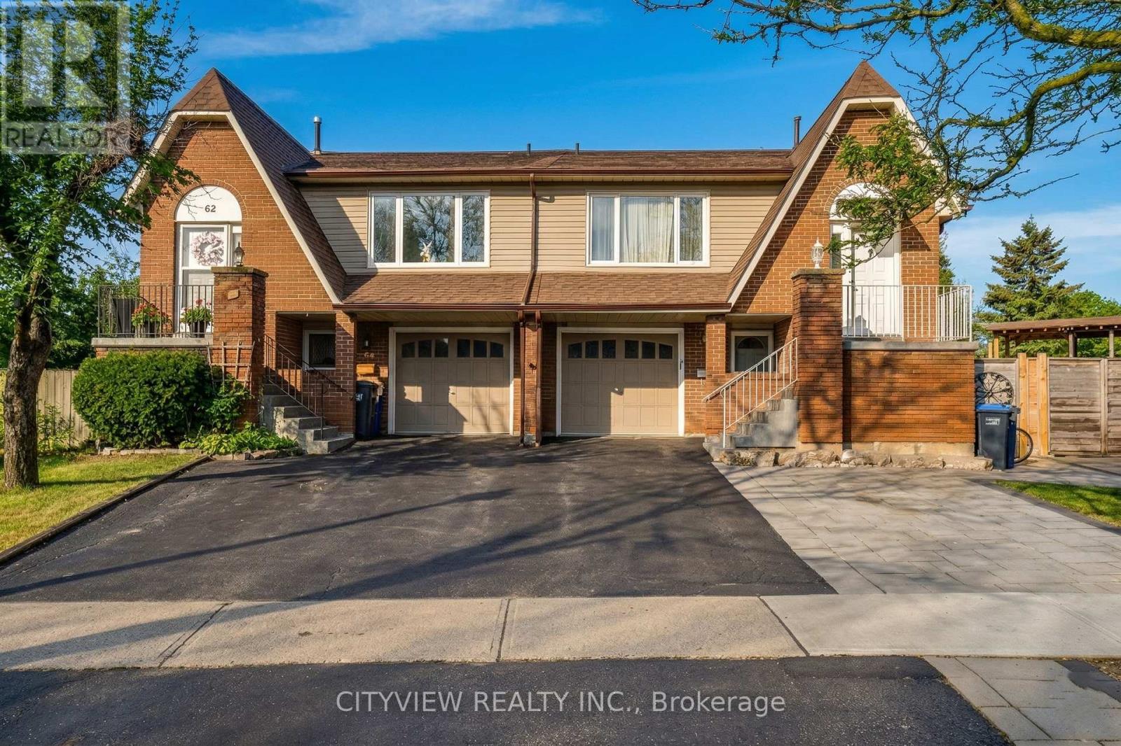 Semi-Detached/Link at 64 FOXACRE ROW, Brampton (Madoc)