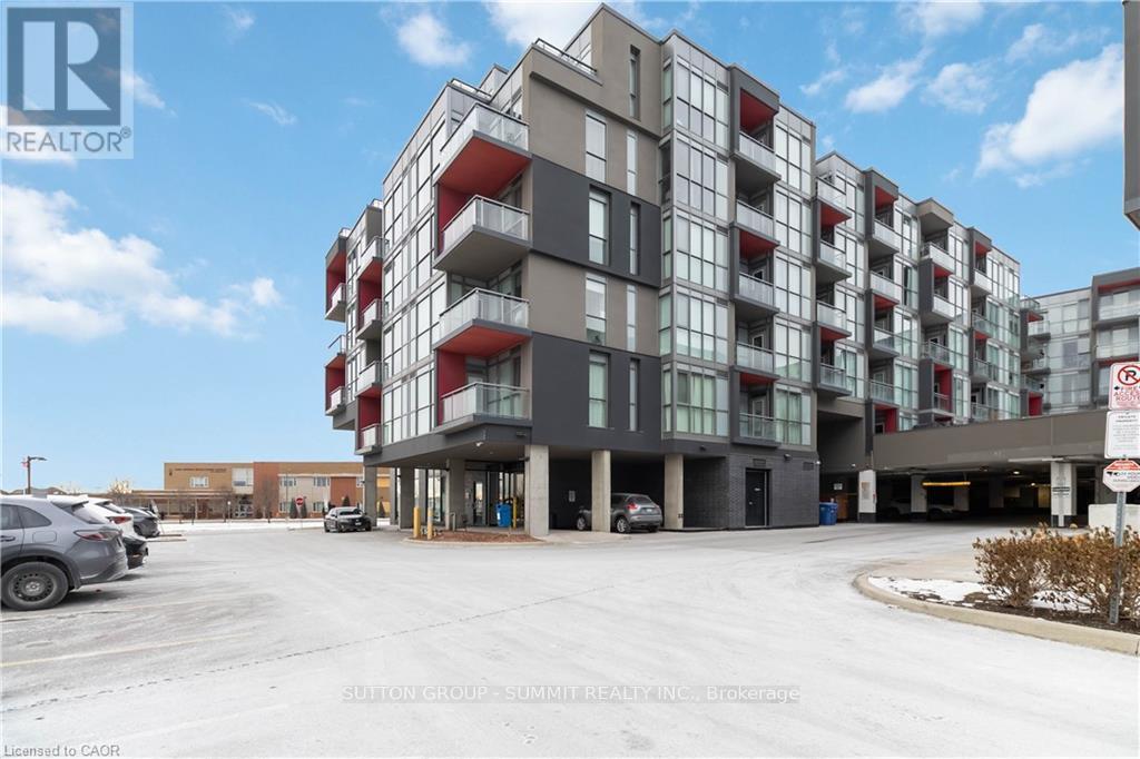 Apartment at D422 - 5220 DUNDAS STREET, Burlington (Orchard)