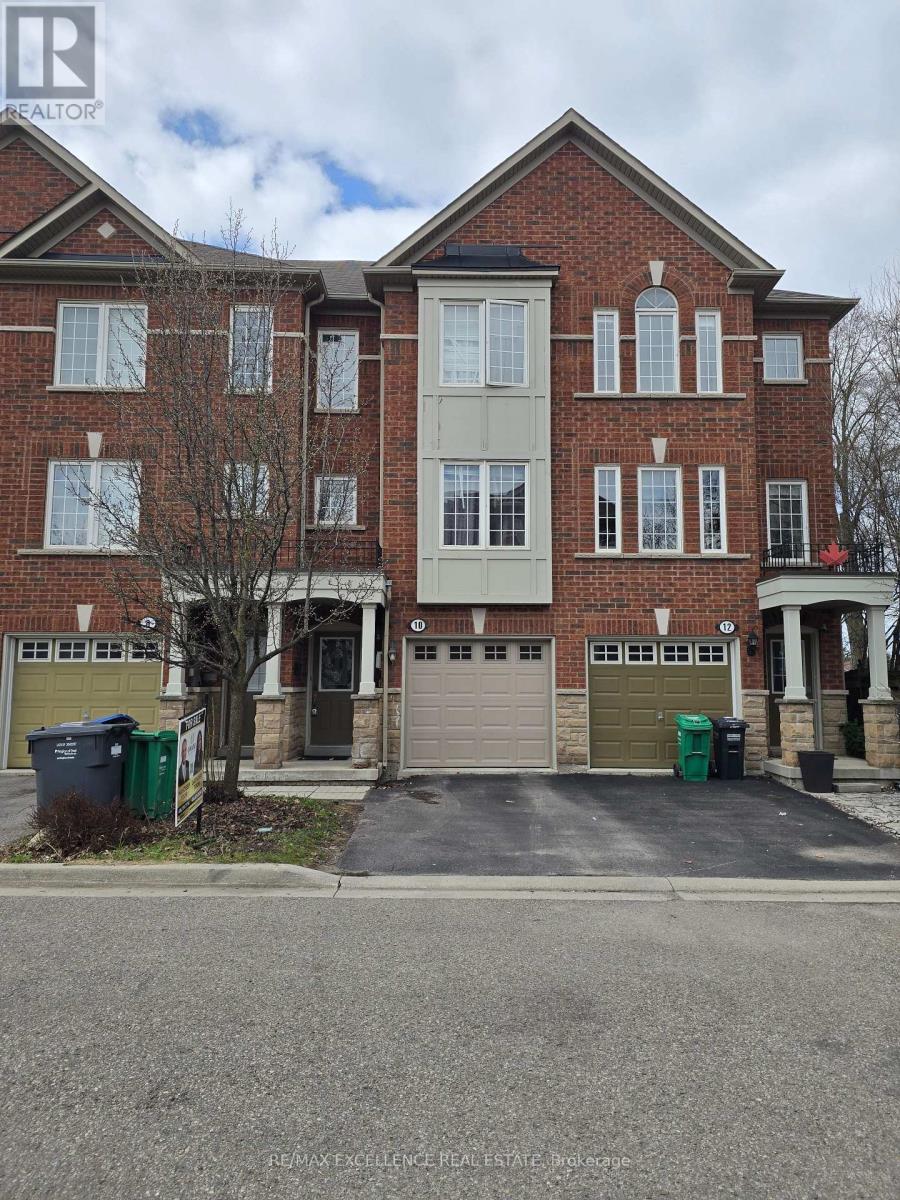 Townhouse at 10 SAND WEDGE LANE, Brampton (Downtown Brampton)