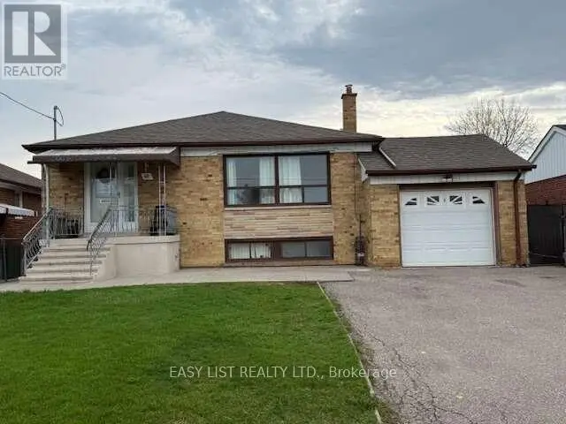 Detached at 49 BLAYDON AVENUE, Toronto (Downsview-Roding-CFB)