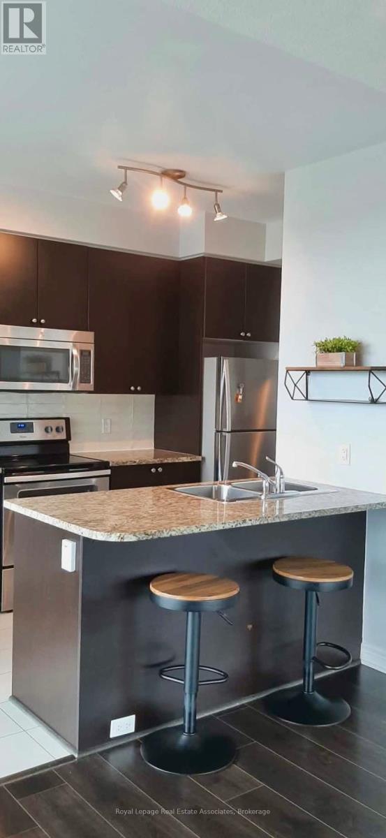 Apartment at 515 - 339 RATHBURN ROAD W, Mississauga (Creditview)