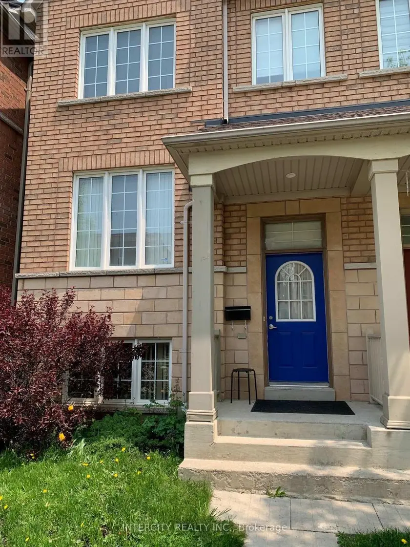 Semi-Detached/Link at BSMT - 17 ALDWINCKLE HEIGHTS, Toronto (York University Heights)