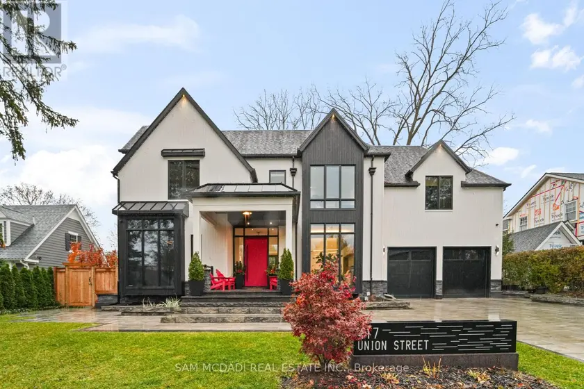 Detached at 417 UNION STREET, Oakville