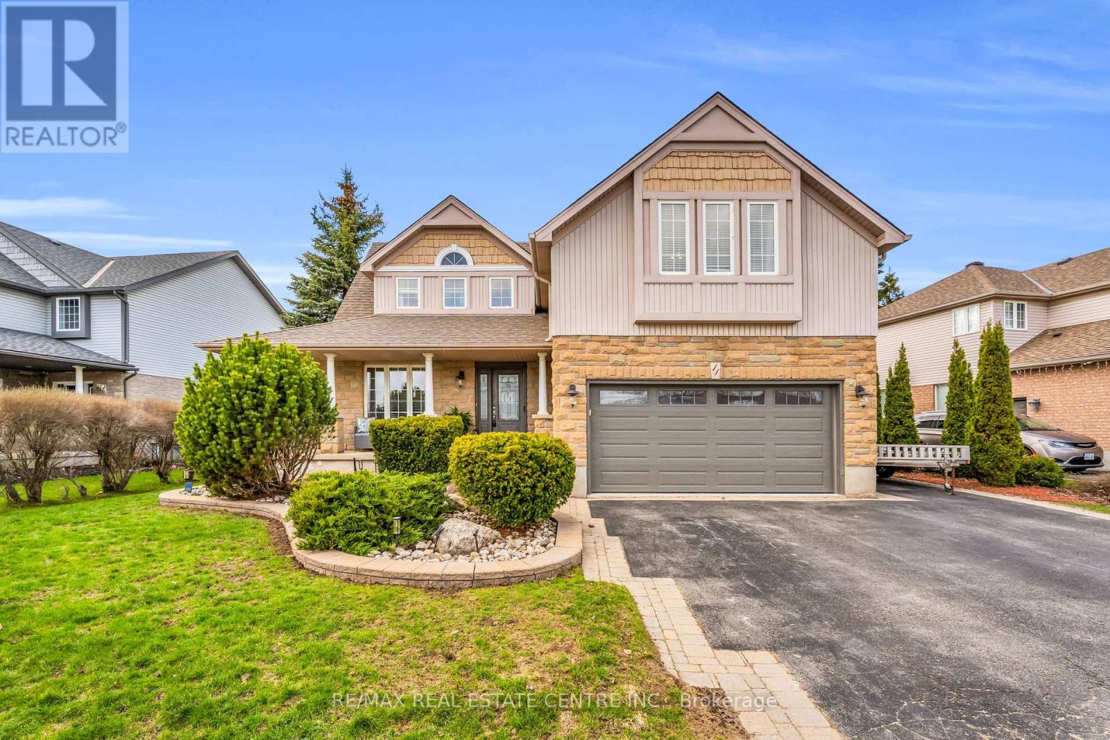 Detached at 11 CHAPMAN ROAD, Orangeville