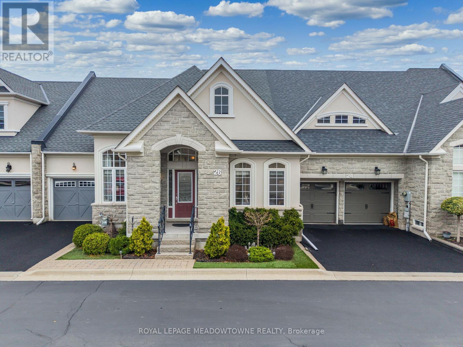 Townhouse at 26 GARRISON SQUARE, Halton Hills (Georgetown)