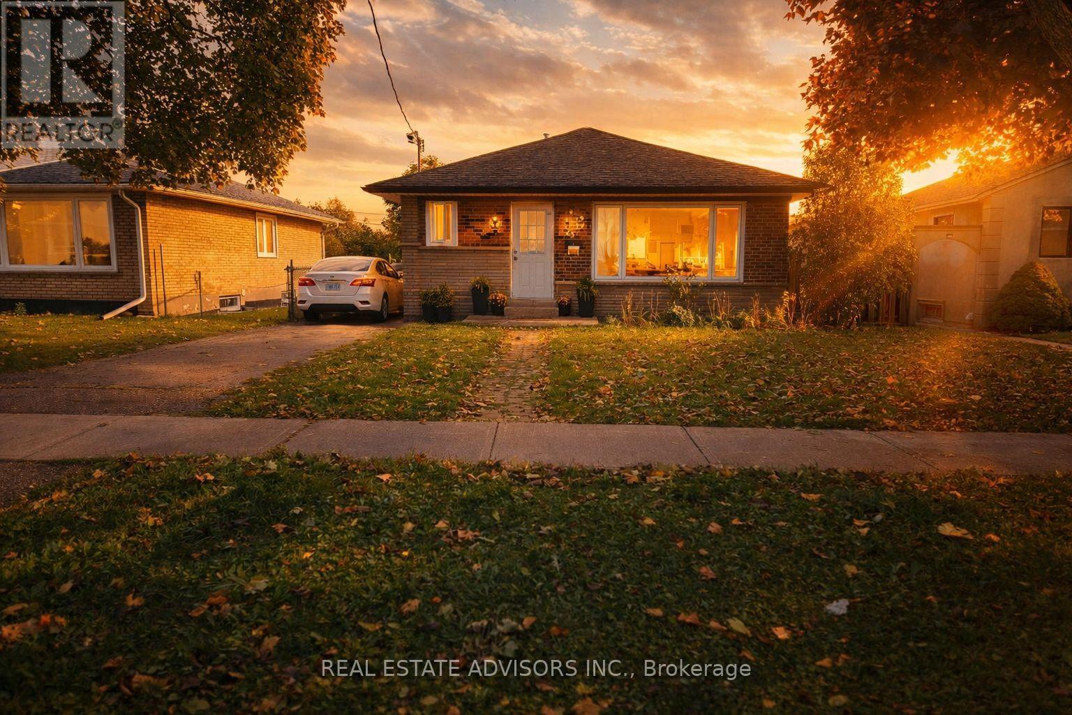 Detached at 65 MONCRIEFF DRIVE, Toronto (Rexdale-Kipling)