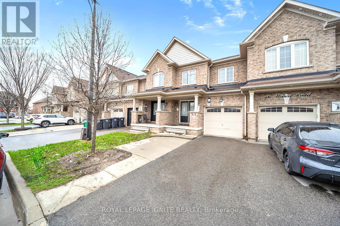 Townhouse at 14 HOOVER ROAD, Brampton (Northwest Brampton)