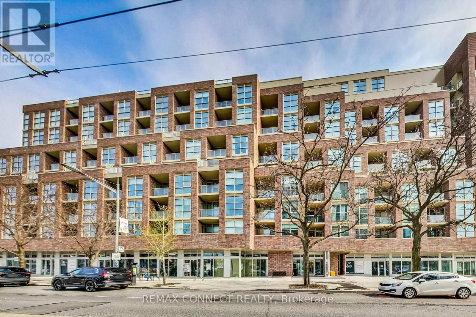 Apartment at 321 - 1787 ST CLAIR AVENUE W, Toronto (Weston-Pellam Park)