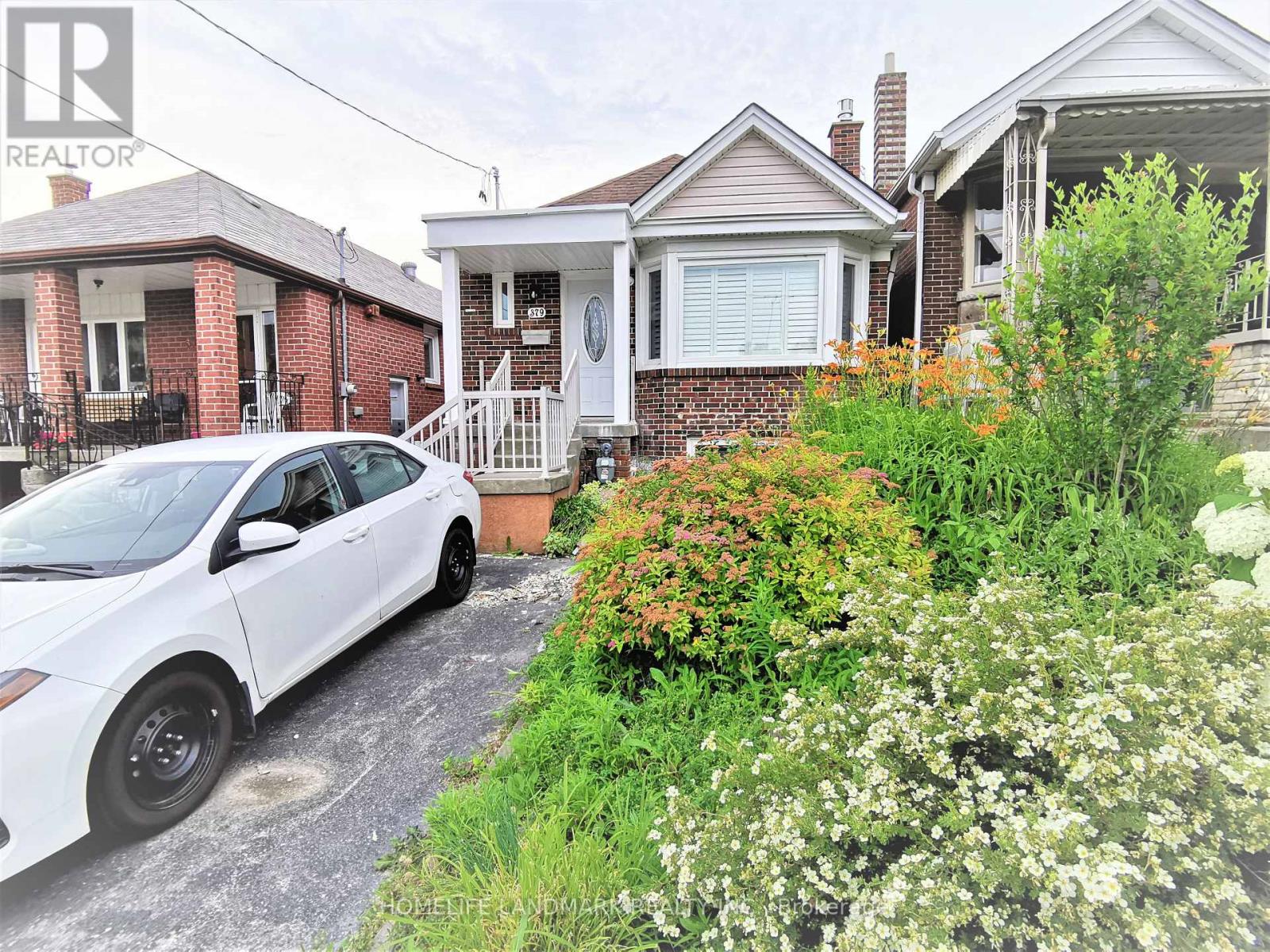 Detached at MAIN - 379 WHITMORE AVENUE, Toronto (Briar Hill-Belgravia)