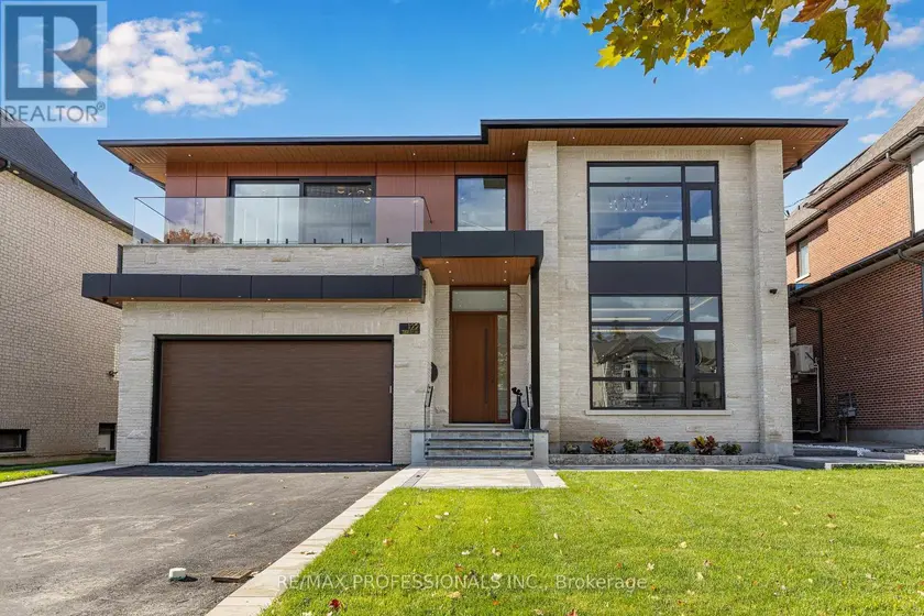 Detached at 122 ASHBOURNE DRIVE, Toronto