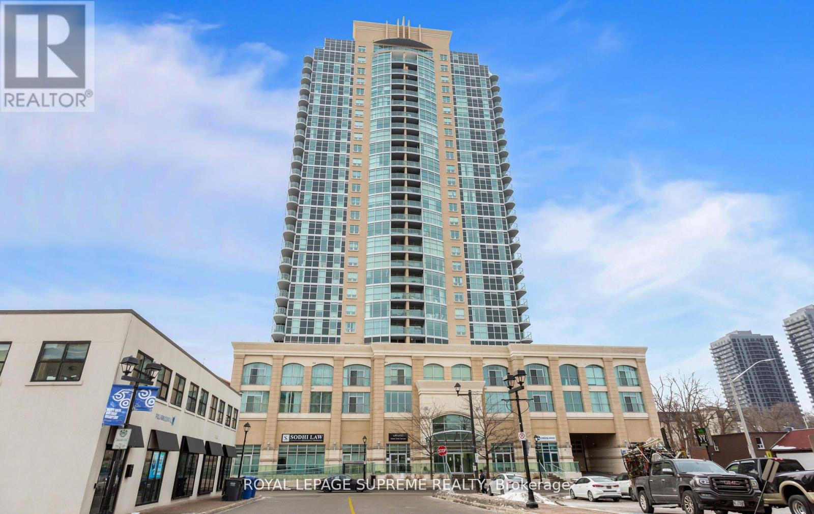 Apartment at 1606 - 9 GEORGE STREET, Brampton (Downtown Brampton)