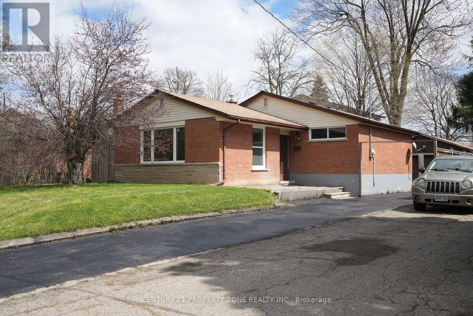 Detached at 5 HADRINA STREET, Brampton (Northwood Park)