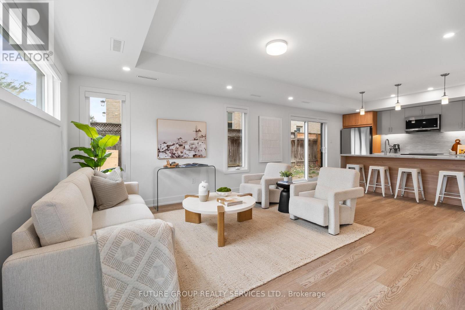 Detached at UNIT 5 - 34 POPLAR AVENUE, Toronto (Islington-City Centre West)