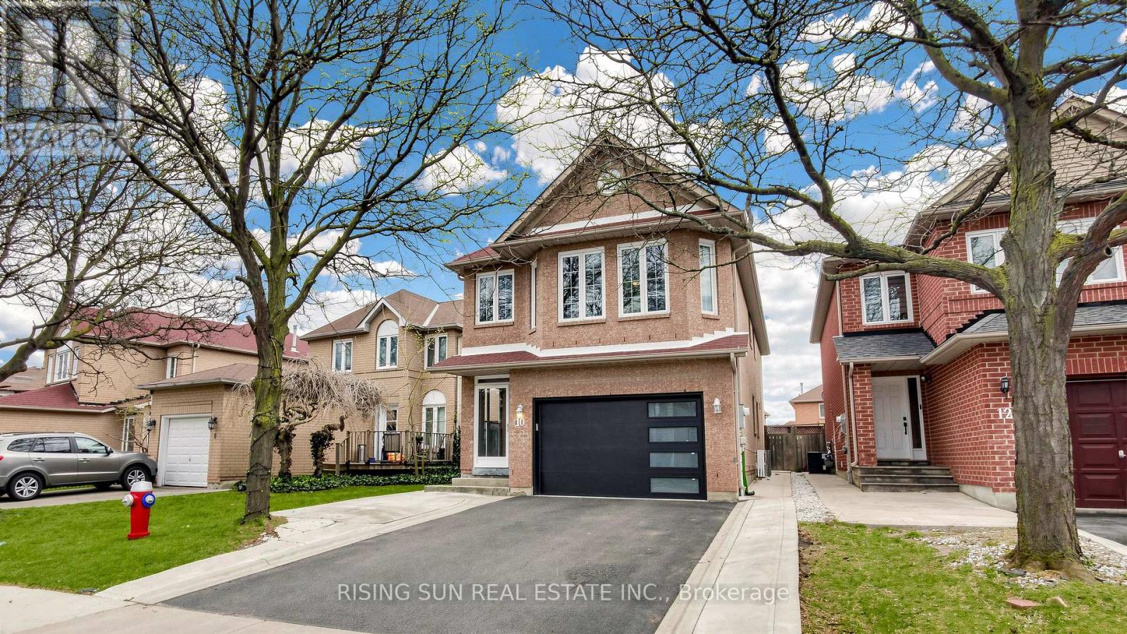 Detached at 10 CEDARWOOD CRESCENT, Brampton (Brampton West)