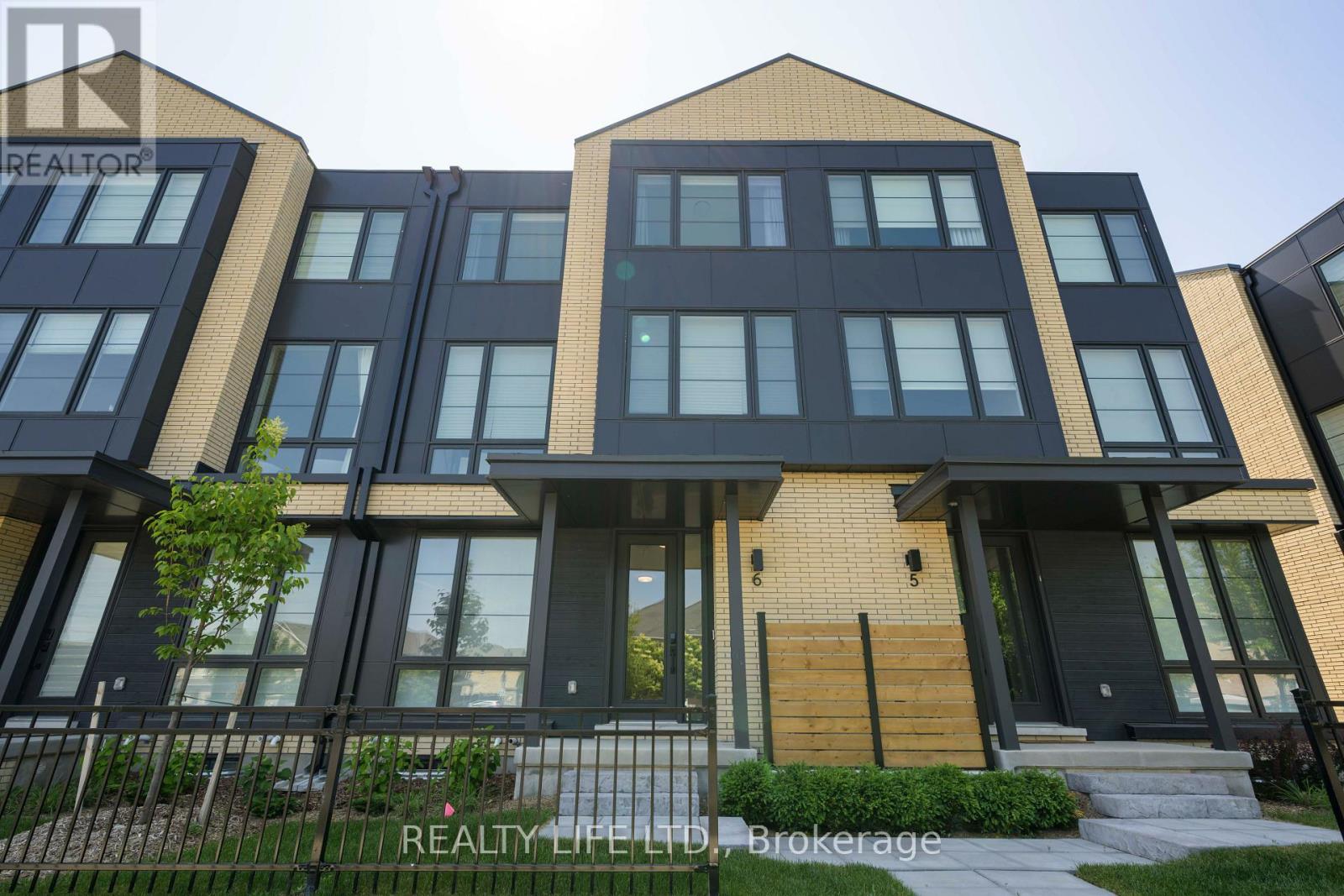 Townhouse at 6 - 2273 TURNBERRY ROAD, Burlington (Rose)