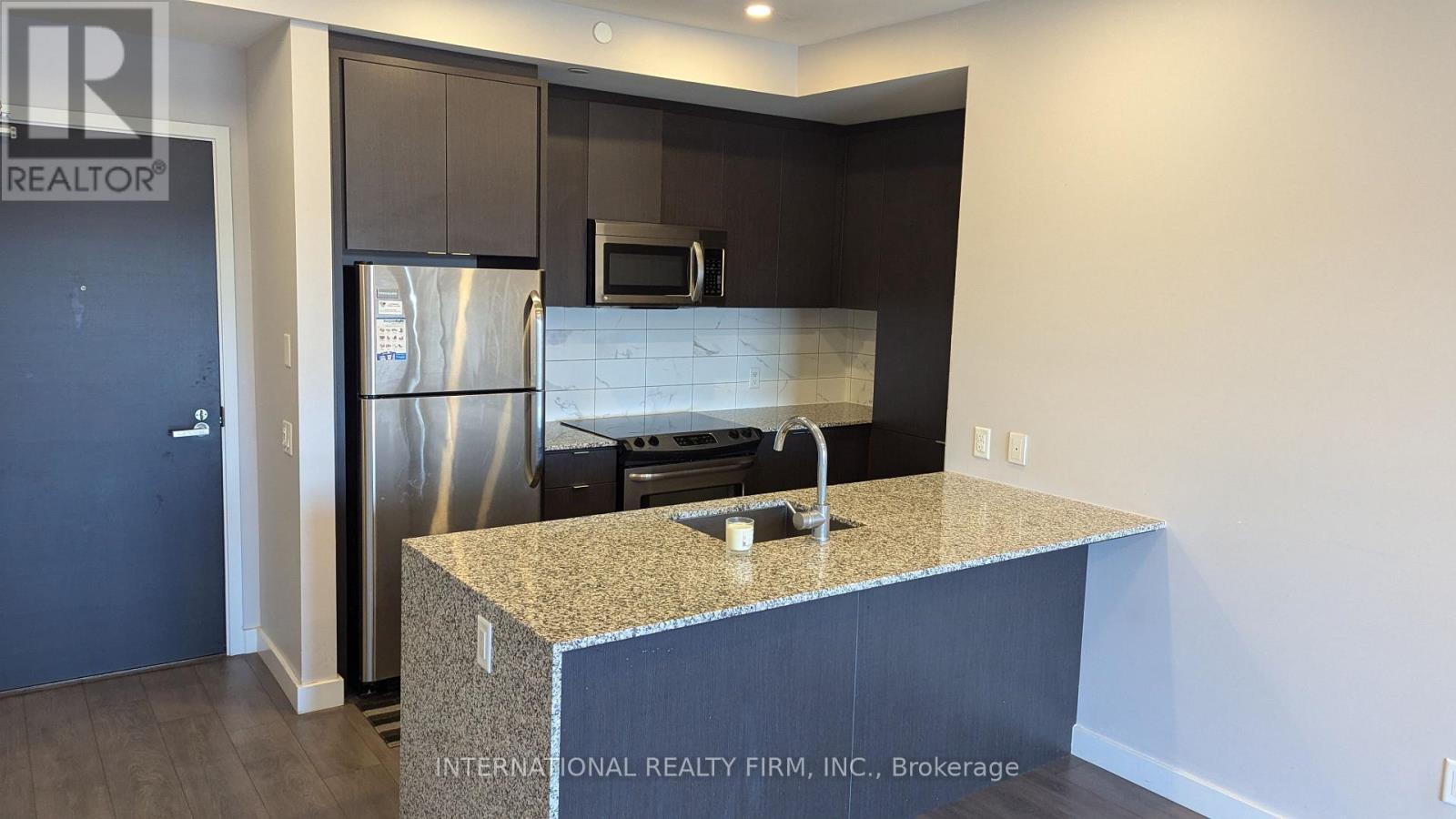 Apartment at 405 - 5005 HARVARD ROAD, Mississauga (Churchill Meadows)