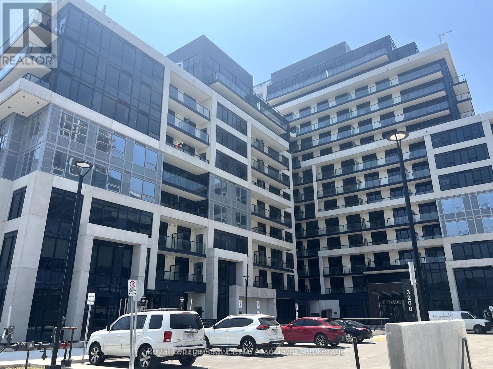 Apartment at 307 - 3200 WILLIAM COLSTON AVENUE, Oakville (JM Joshua Meadows)
