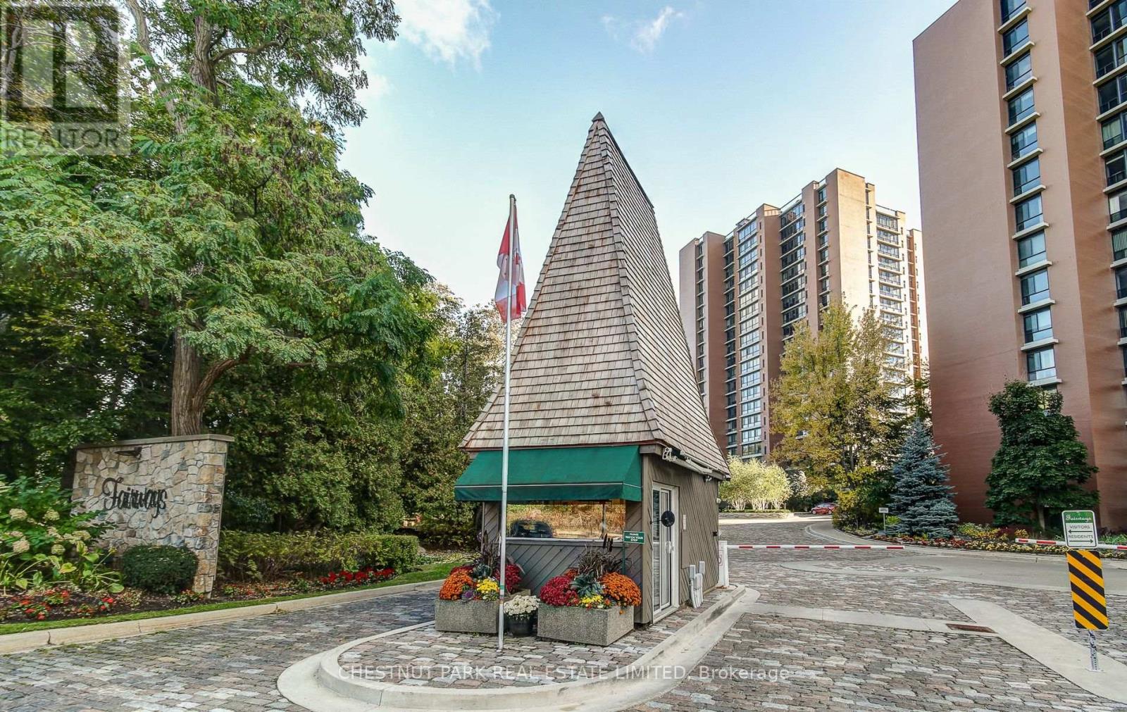 Apartment at 812 - 1400 DIXIE ROAD, Mississauga (Lakeview)