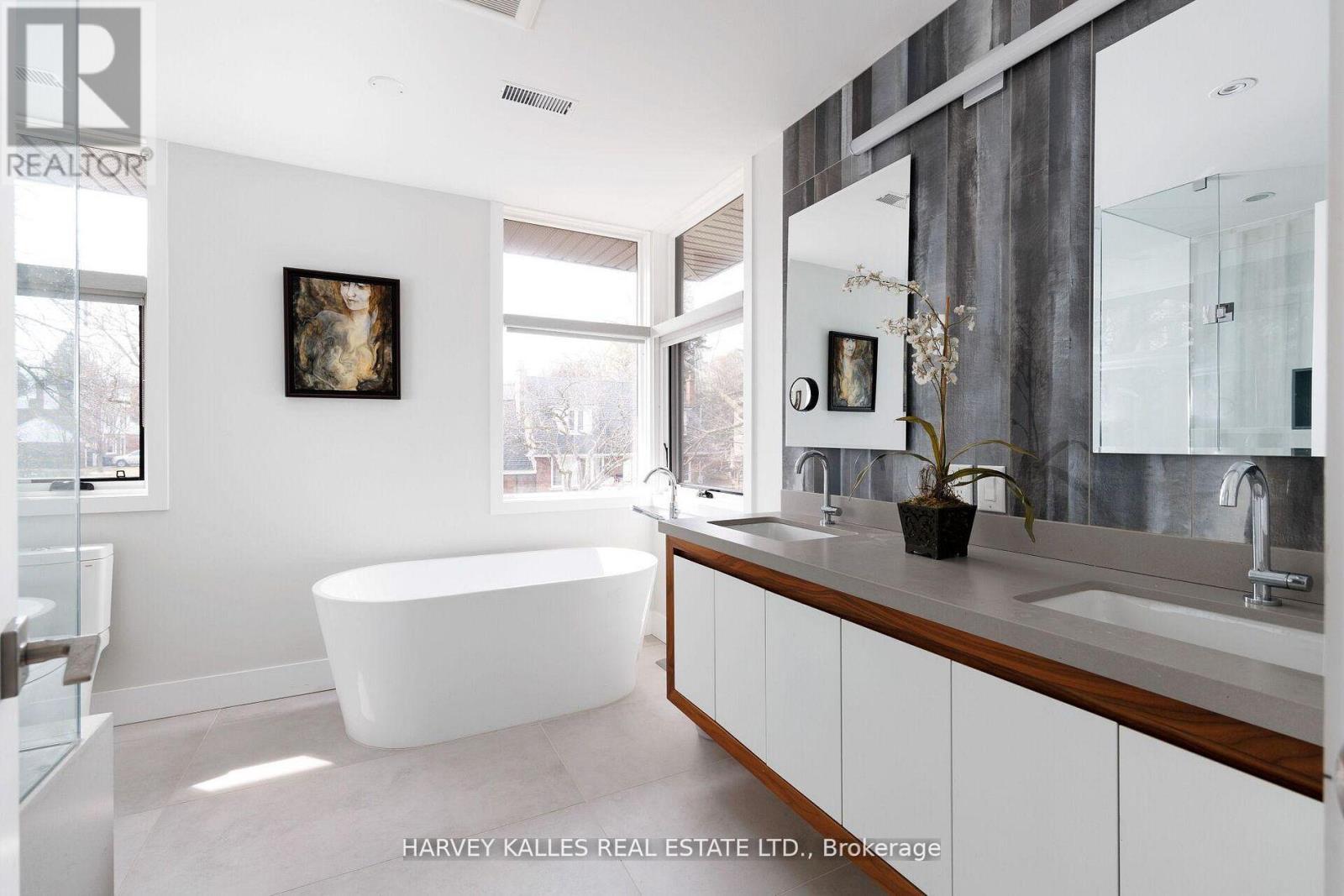 Detached at 43 BALLACAINE DRIVE, Toronto