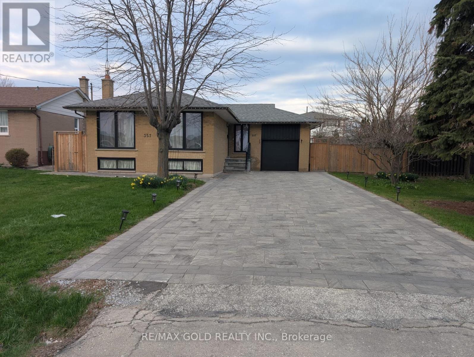 Detached at 357 MORDEN ROAD, Oakville (WO West)