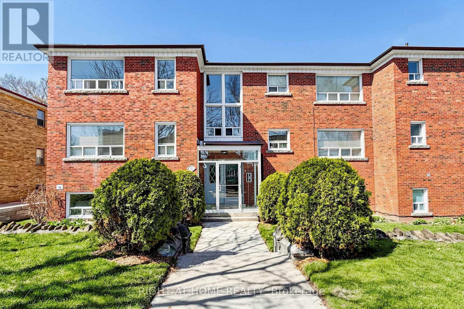 Multiplex at 4 - 10 WADSWORTH AVENUE, Toronto (Weston)