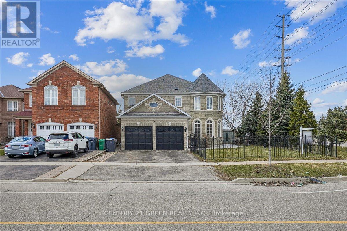 Detached at 1031 BLUEHERON BOULEVARD, Mississauga (East Credit)