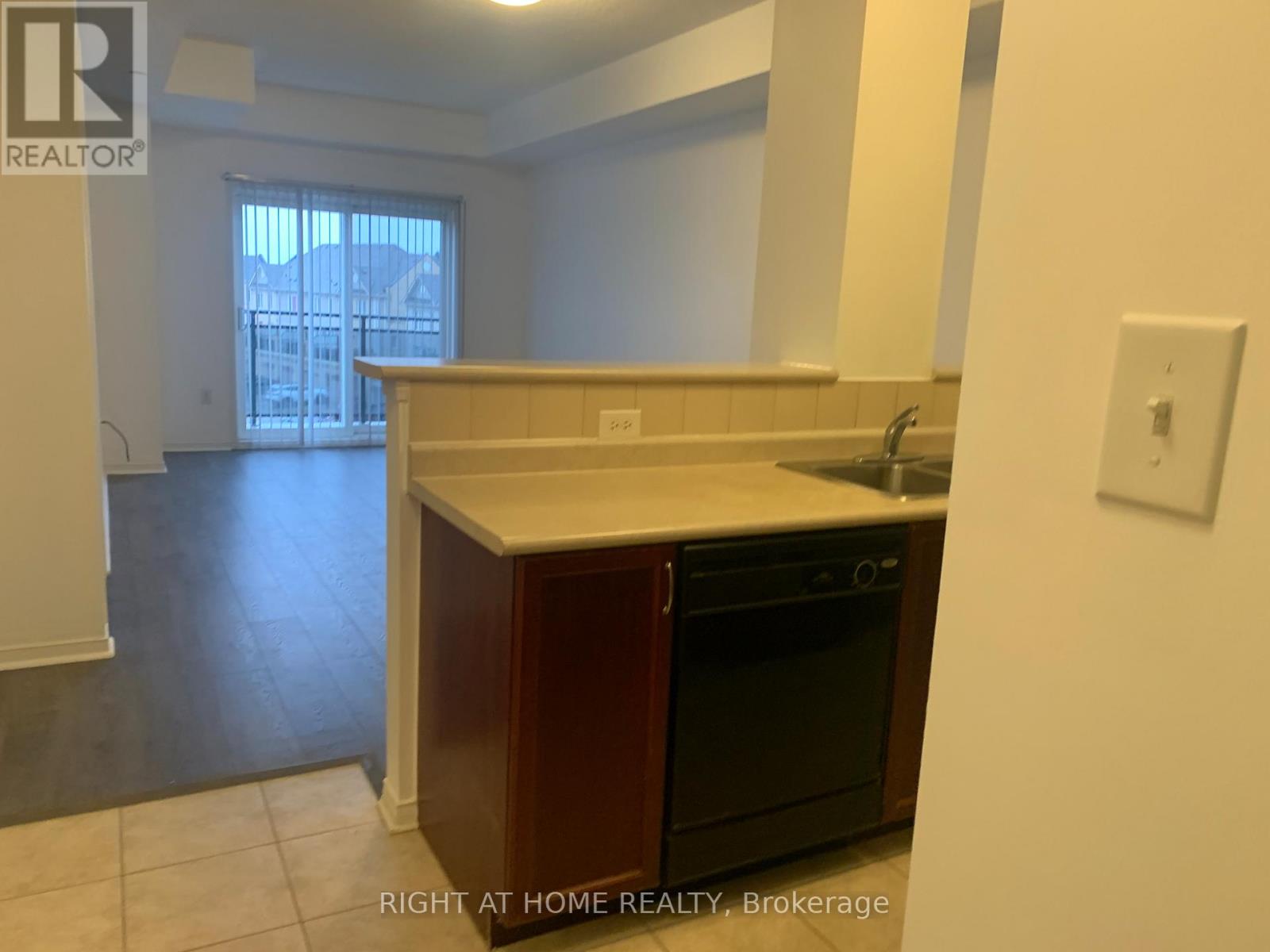 Apartment at 413 - 5170 WINSTON CHURCHILL BOULEVARD, Mississauga (Churchill Meadows)