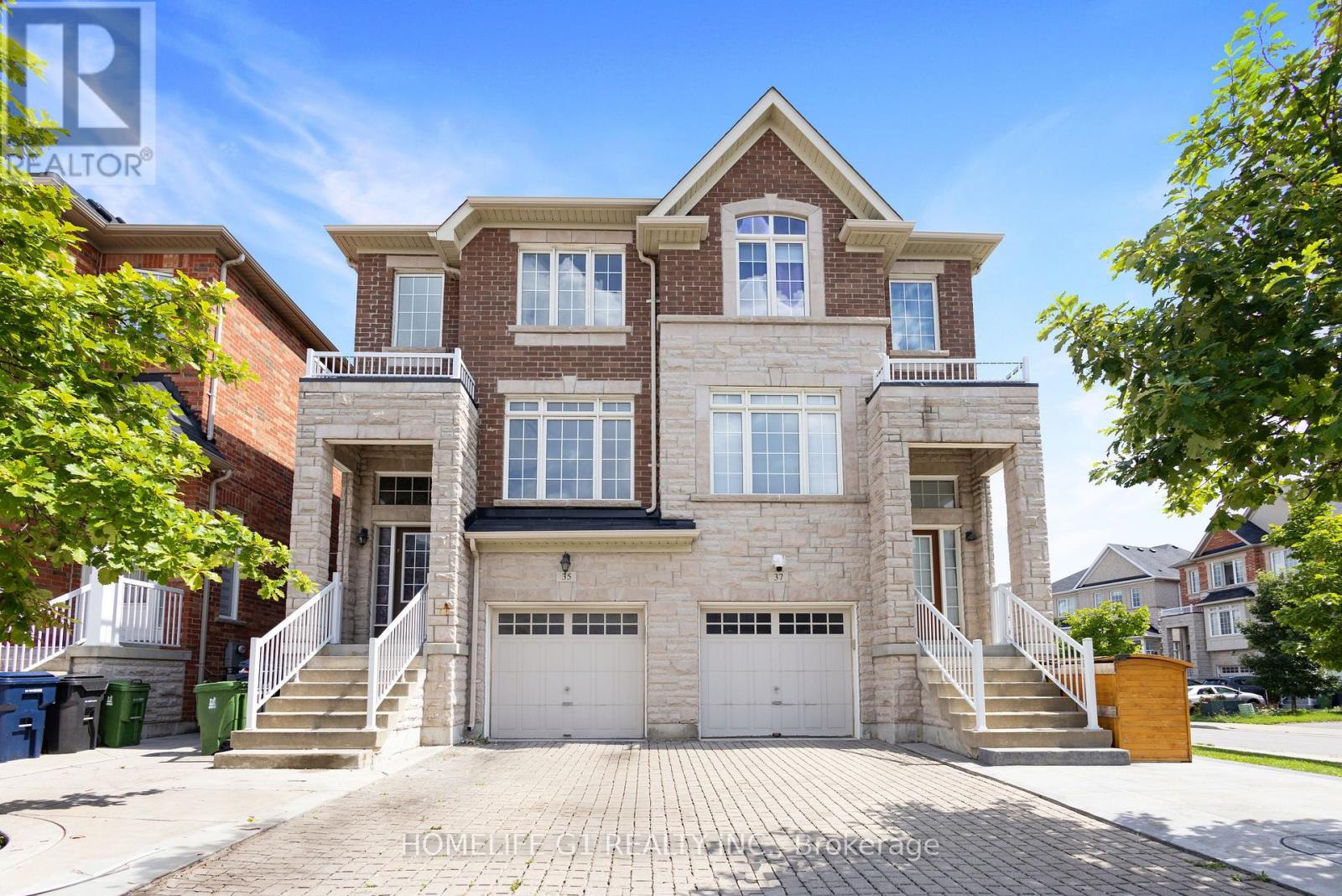 Semi-Detached/Link at 35 HARPREET CIRCLE, Toronto (West Humber-Clairville)