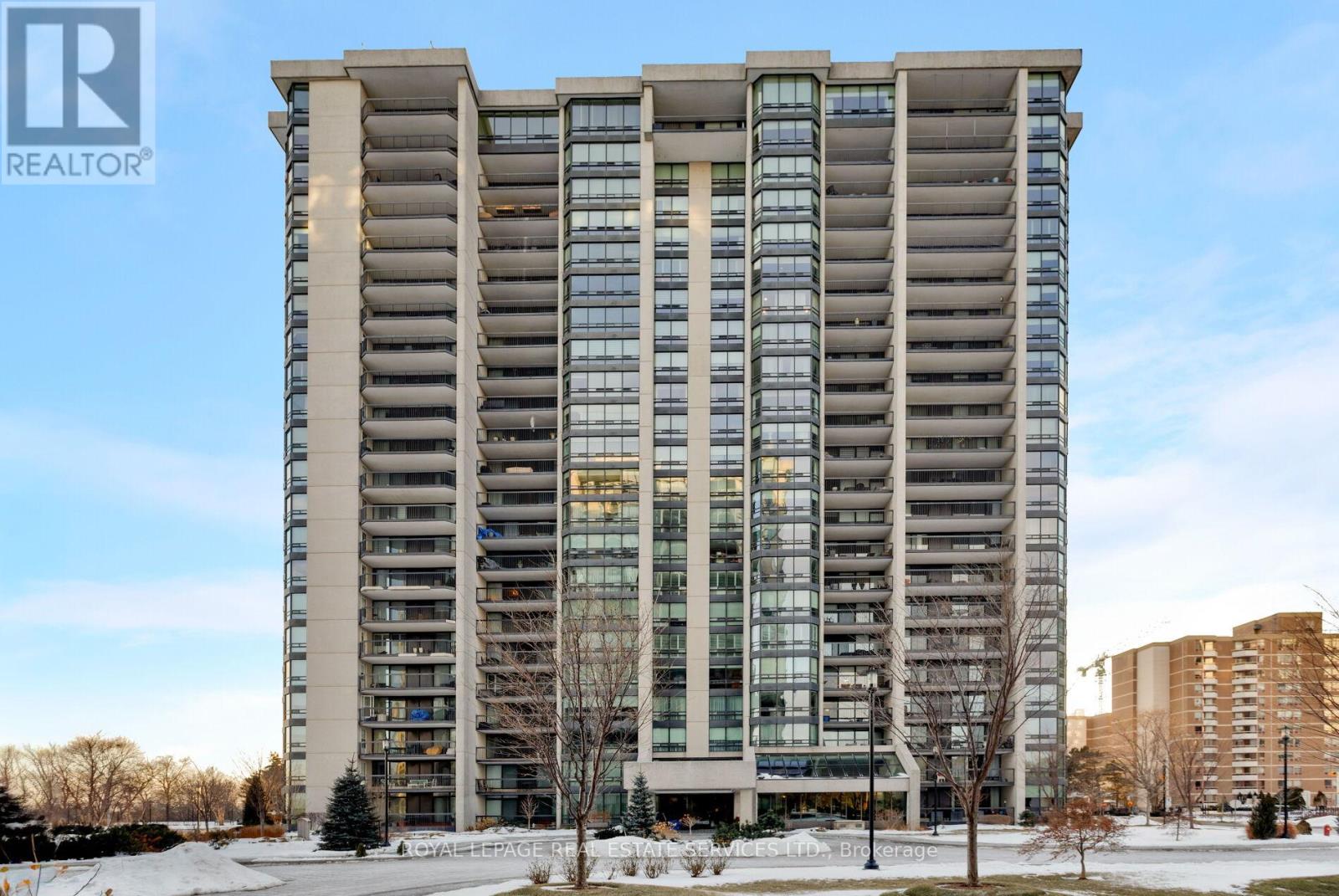 Apartment at 1401 - 2180 MARINE DRIVE, Oakville (BR Bronte)