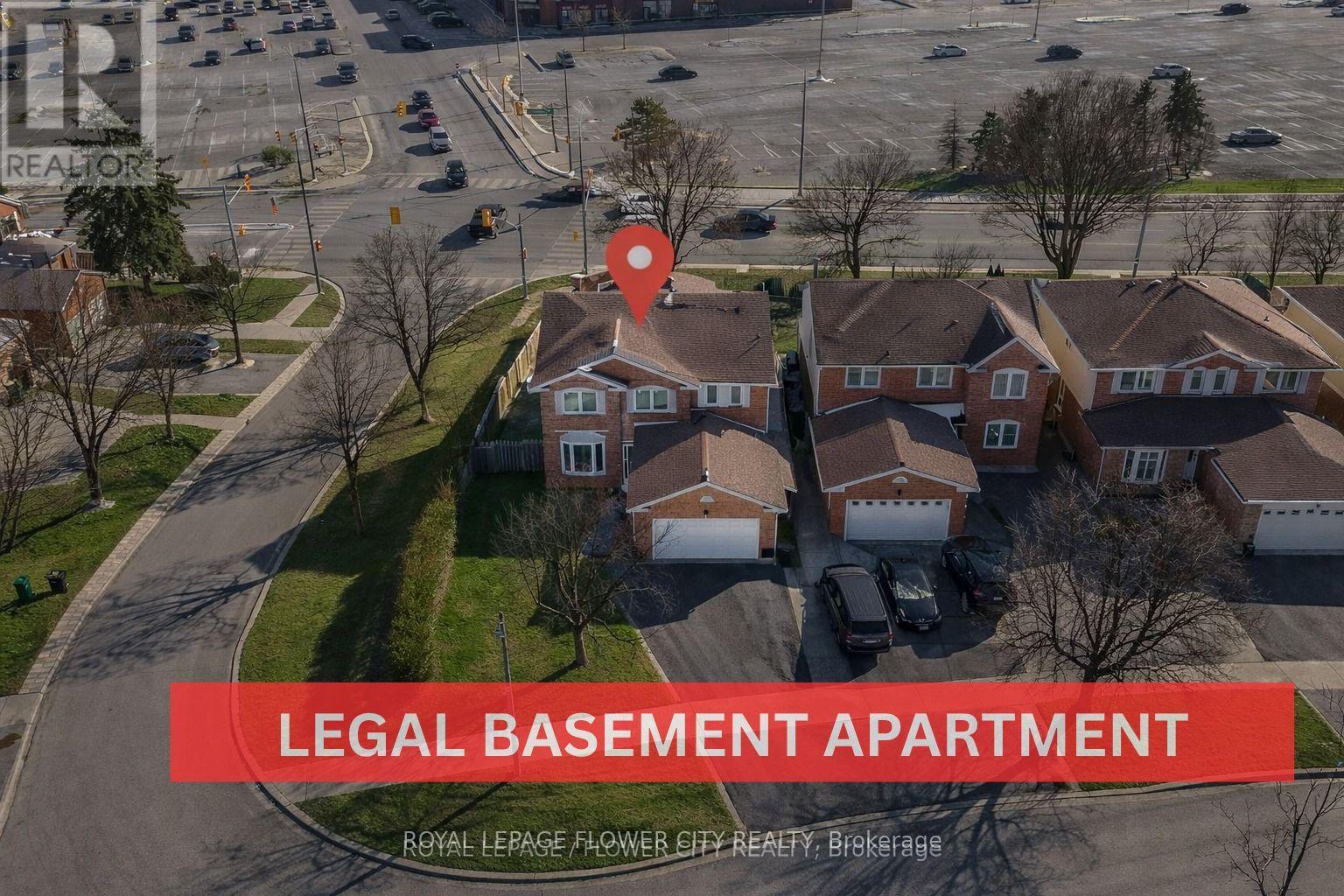 Detached at 1 DONALDSON DRIVE, Brampton (Brampton South)