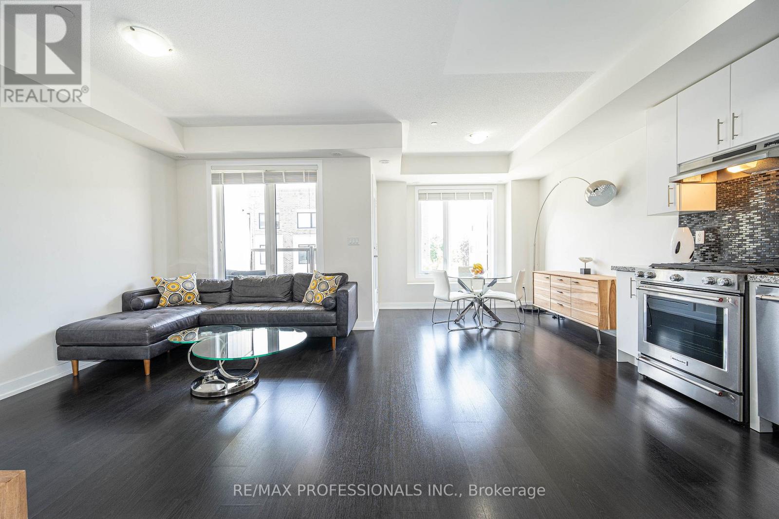 Townhouse at 320 - 6 DRUMMOND STREET, Toronto