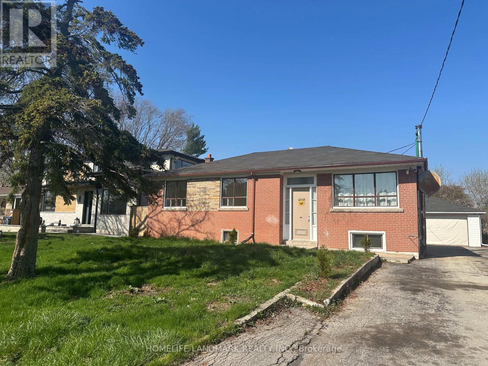 Detached at 451 SANDMERE PLACE, Oakville (WO West)