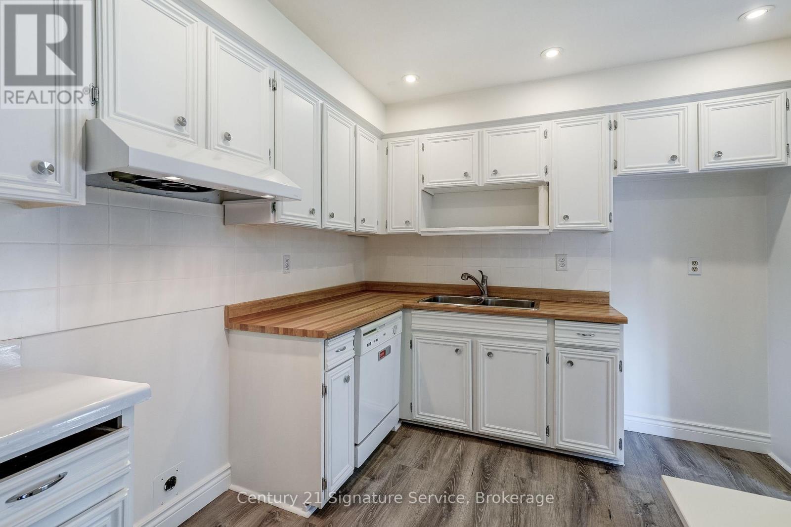 Townhouse at 177 - 1951 RATHBURN ROAD E, Mississauga