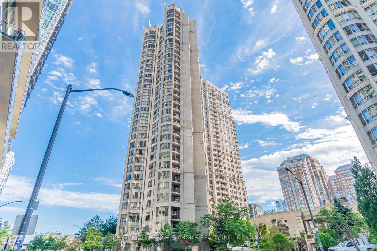 Apartment at 1906 - 3880 DUKE OF YORK BOULEVARD, Mississauga (City Centre)