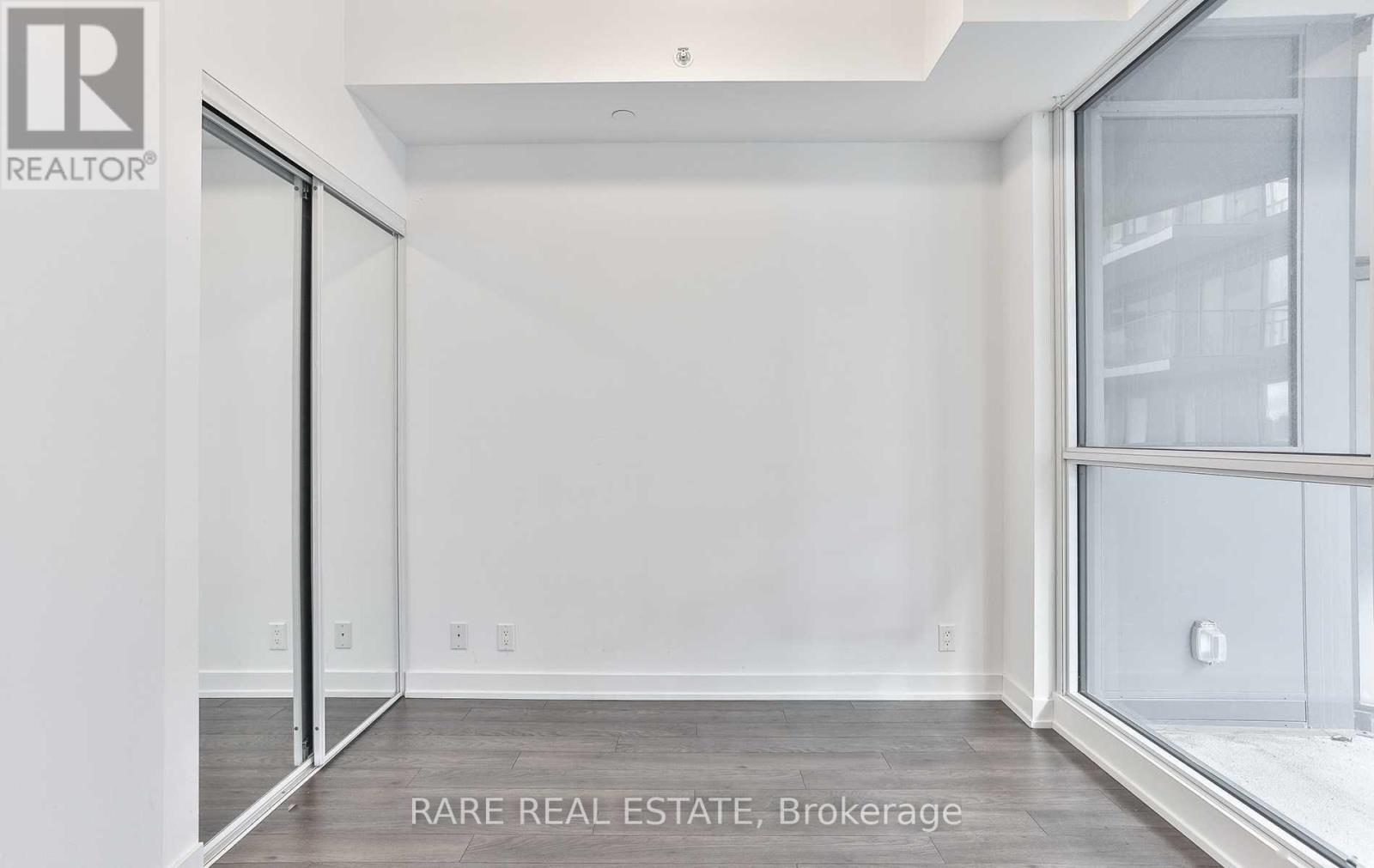 Apartment at 422 - 10 PARK LAWN ROAD, Toronto