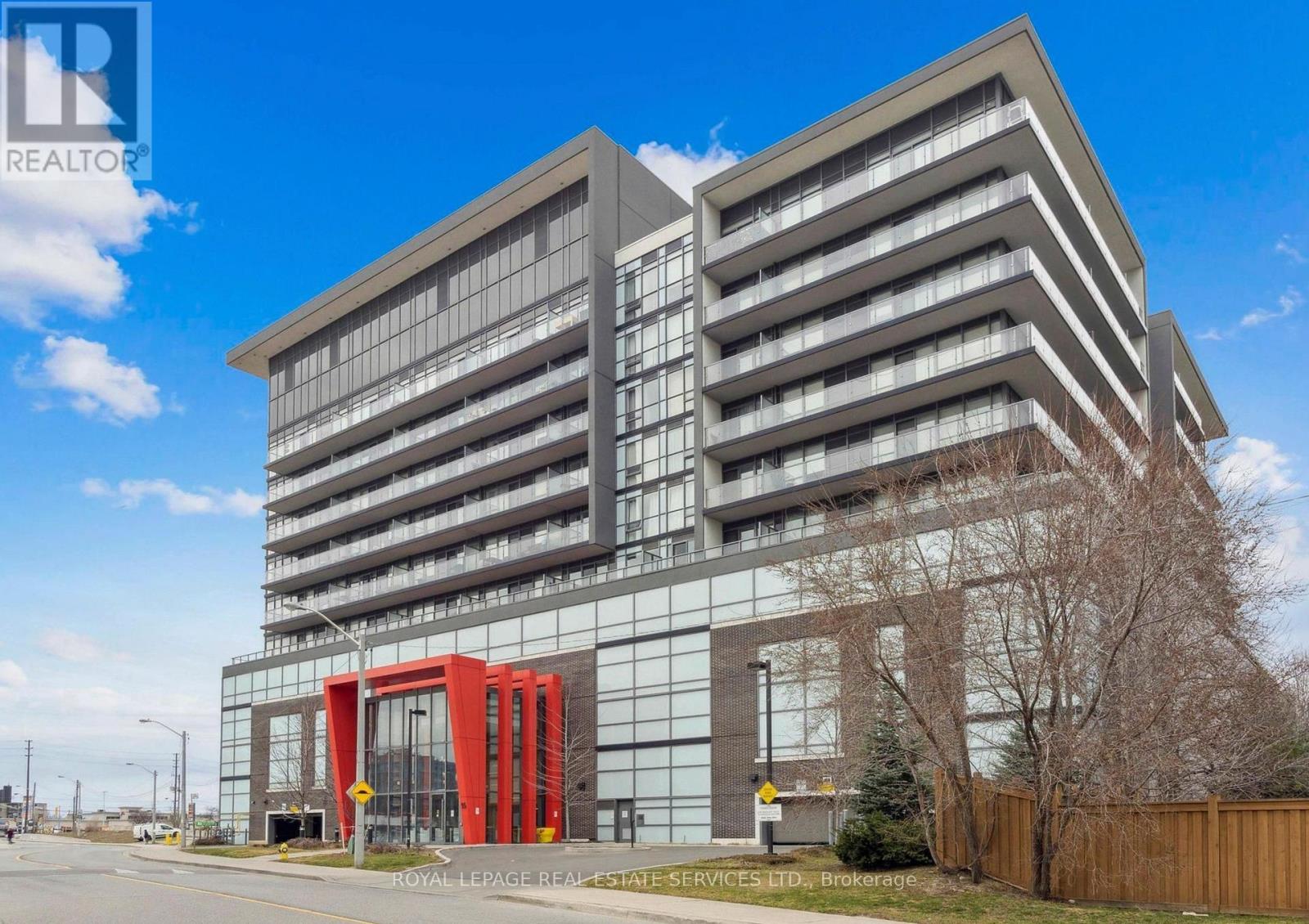 Apartment at 832 - 15 JAMES FINLAY WAY, Toronto (Downsview-Roding-CFB)