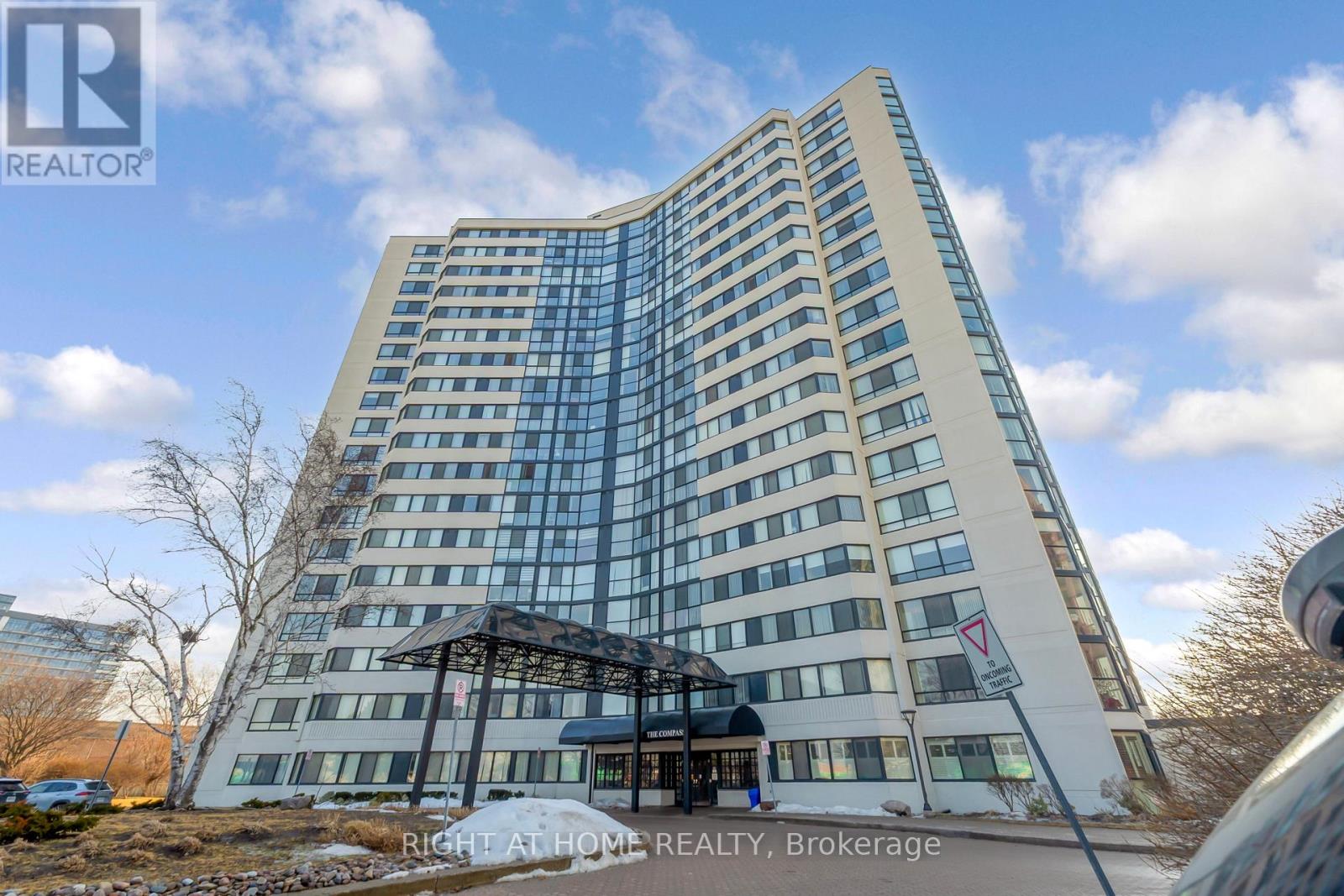 Apartment at 1507 - 1360 RATHBURN ROAD E, Mississauga (Rathwood)