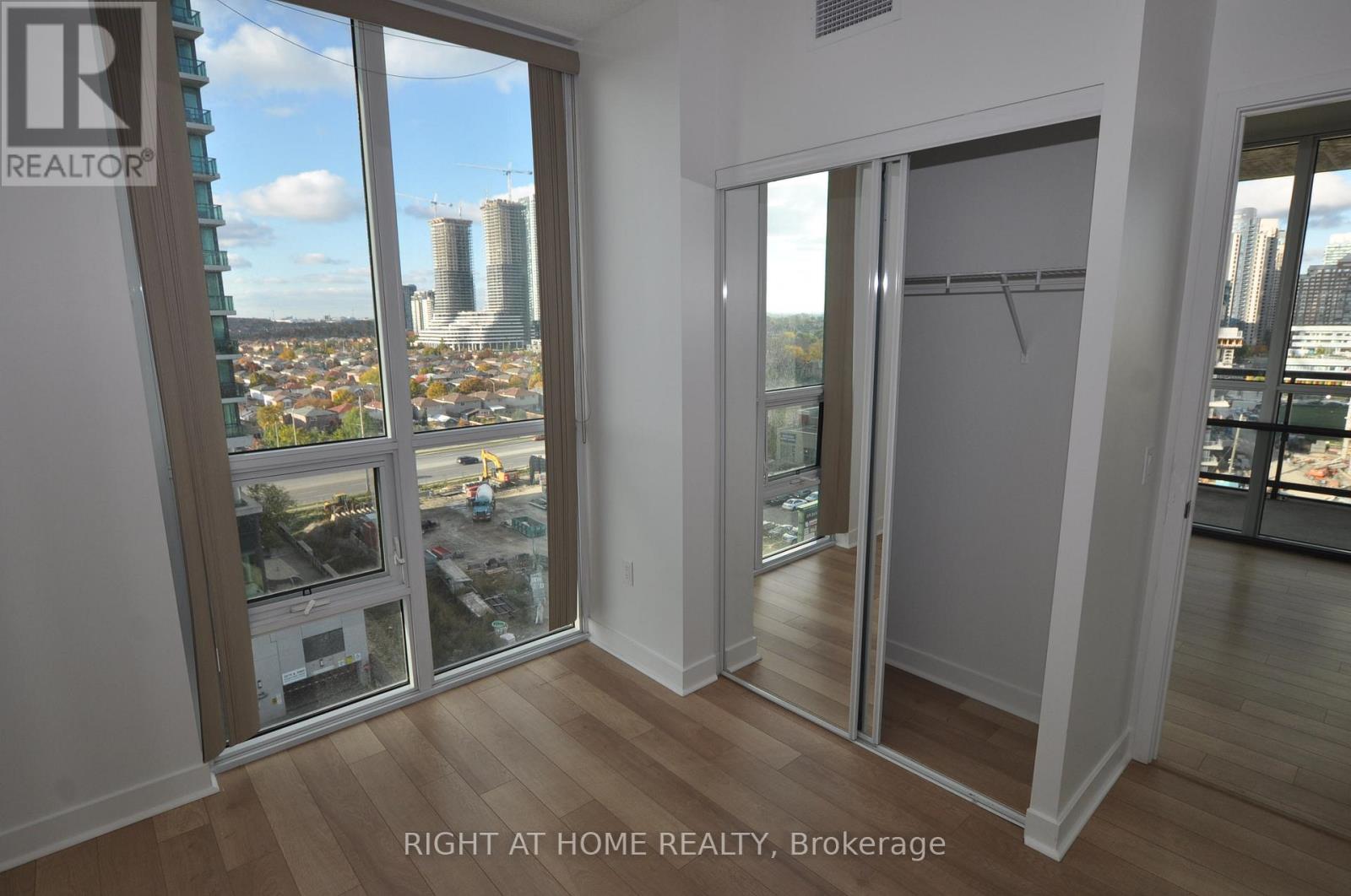 Apartment at 909 - 3975 GRAND PARK DRIVE, Mississauga (City Centre)