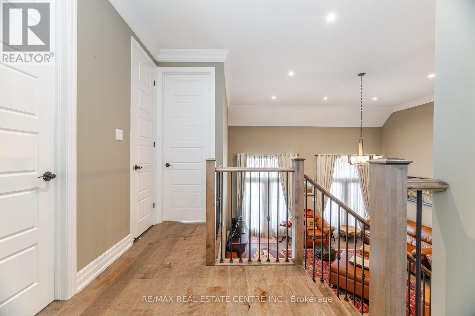 Detached at 156 CAMELLIA CRESCENT, Oakville