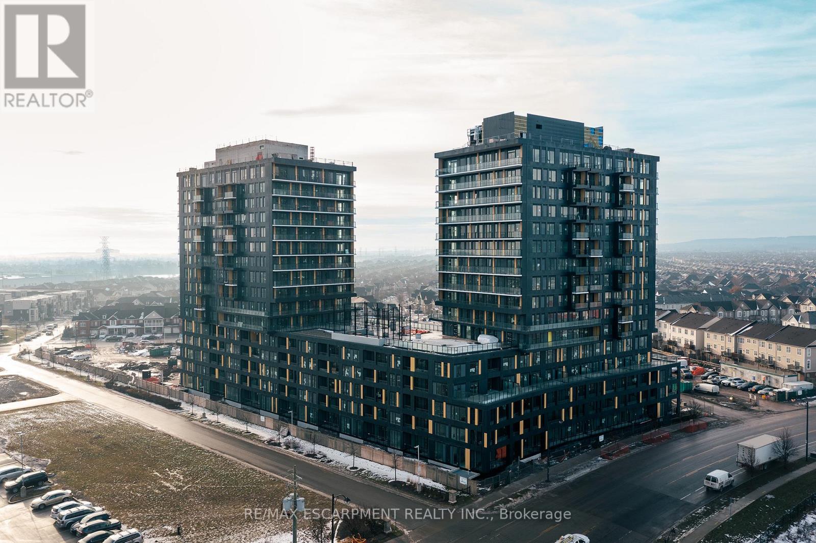 Apartment at C1108 - 4878 POWERS COMMON, Burlington (Alton)