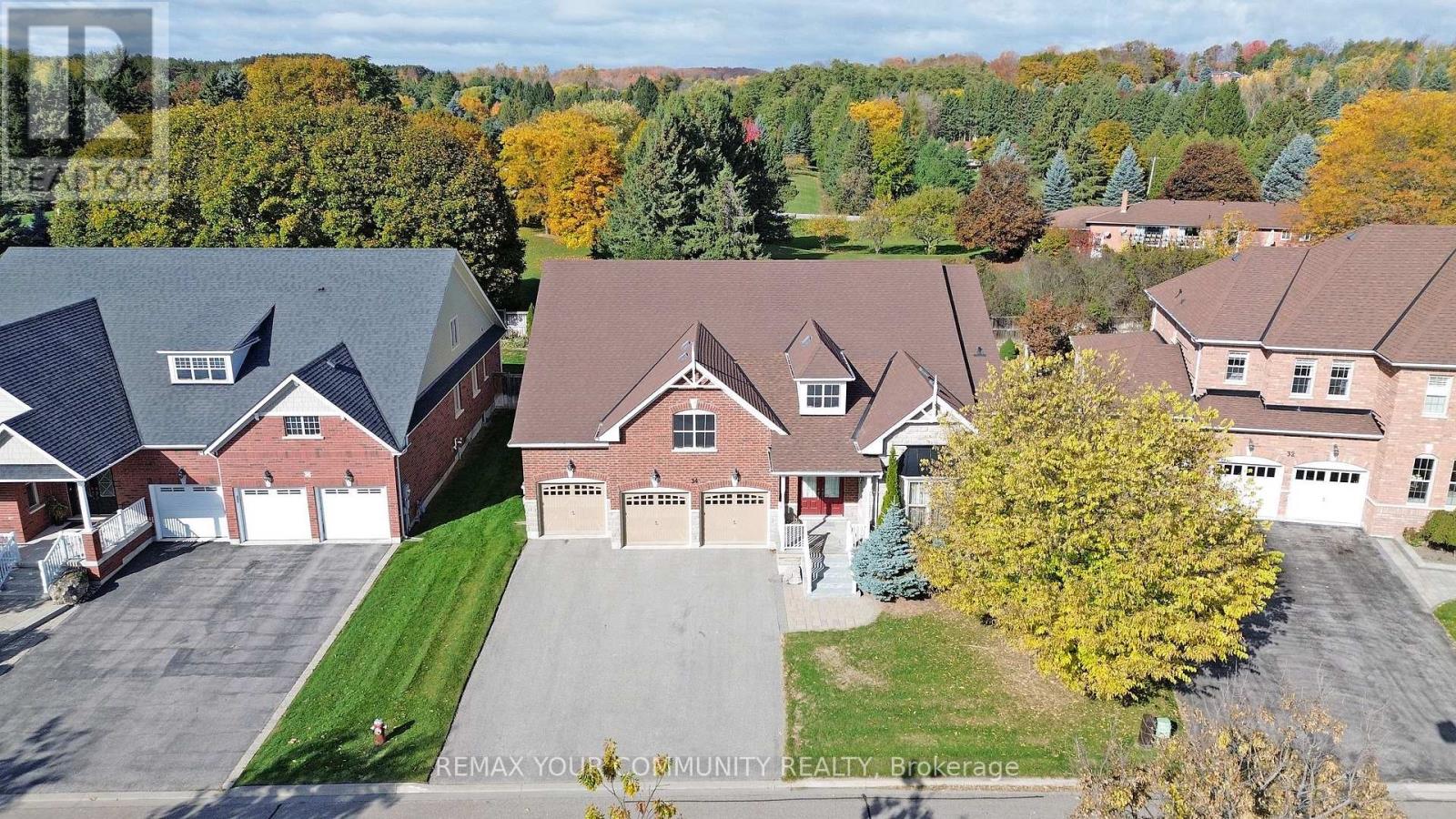 Detached at 34 MCCANDLESS COURT, Caledon (Caledon East)