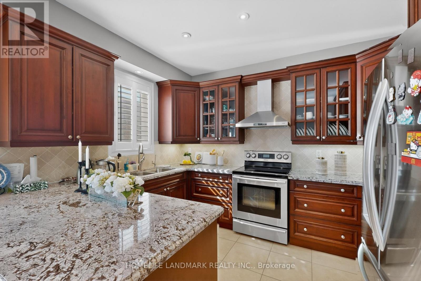 Detached at 552 MORNING DOVE DRIVE, Oakville