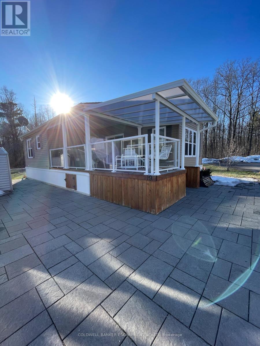 Detached at 19 CEDAR ST. - 4449 MILBUROUGH LINE, Burlington