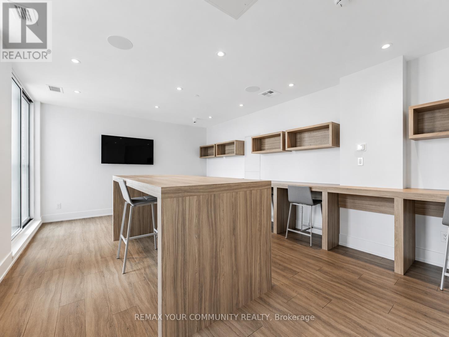 Apartment at 614 - 3100 KEELE STREET, Toronto