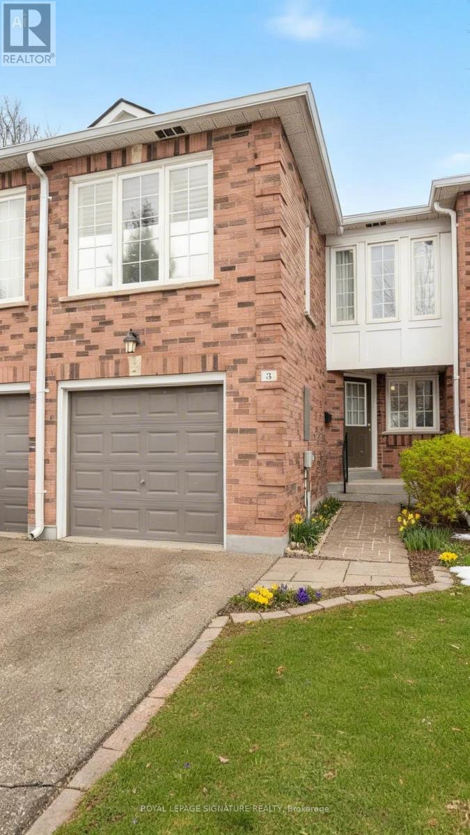 Townhouse at 3 LANCEWOOD CRESCENT, Brampton (Queen Street Corridor)