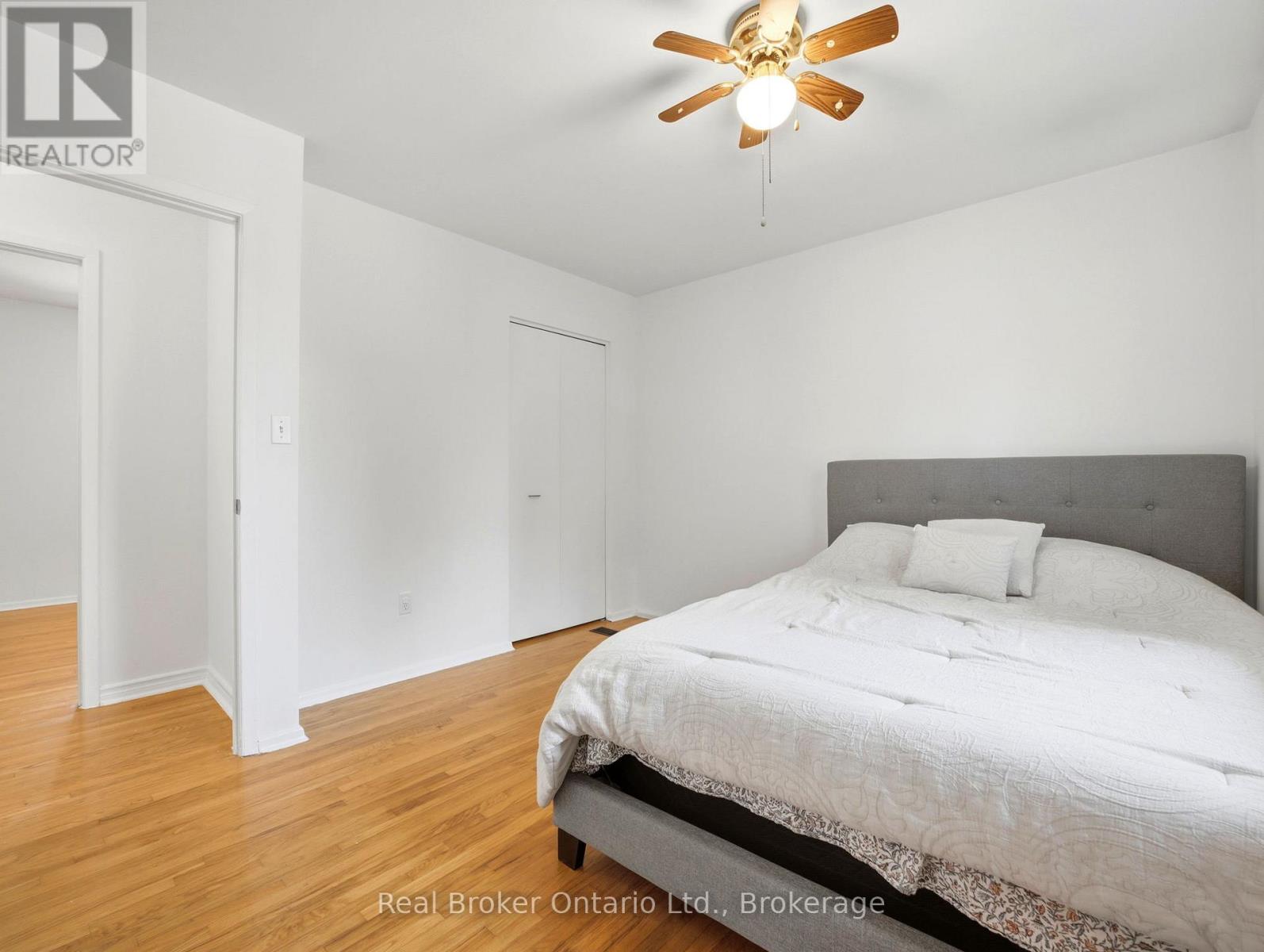 Detached at 393 ENFIELD ROAD, Burlington