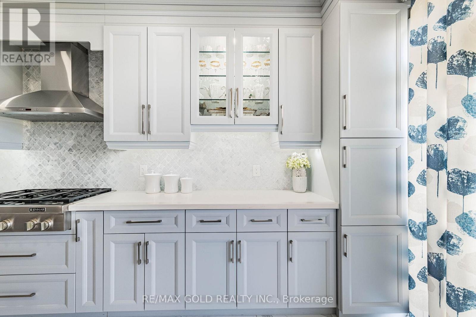 Detached at 129 BONNIEGLEN FARM BOULEVARD, Caledon