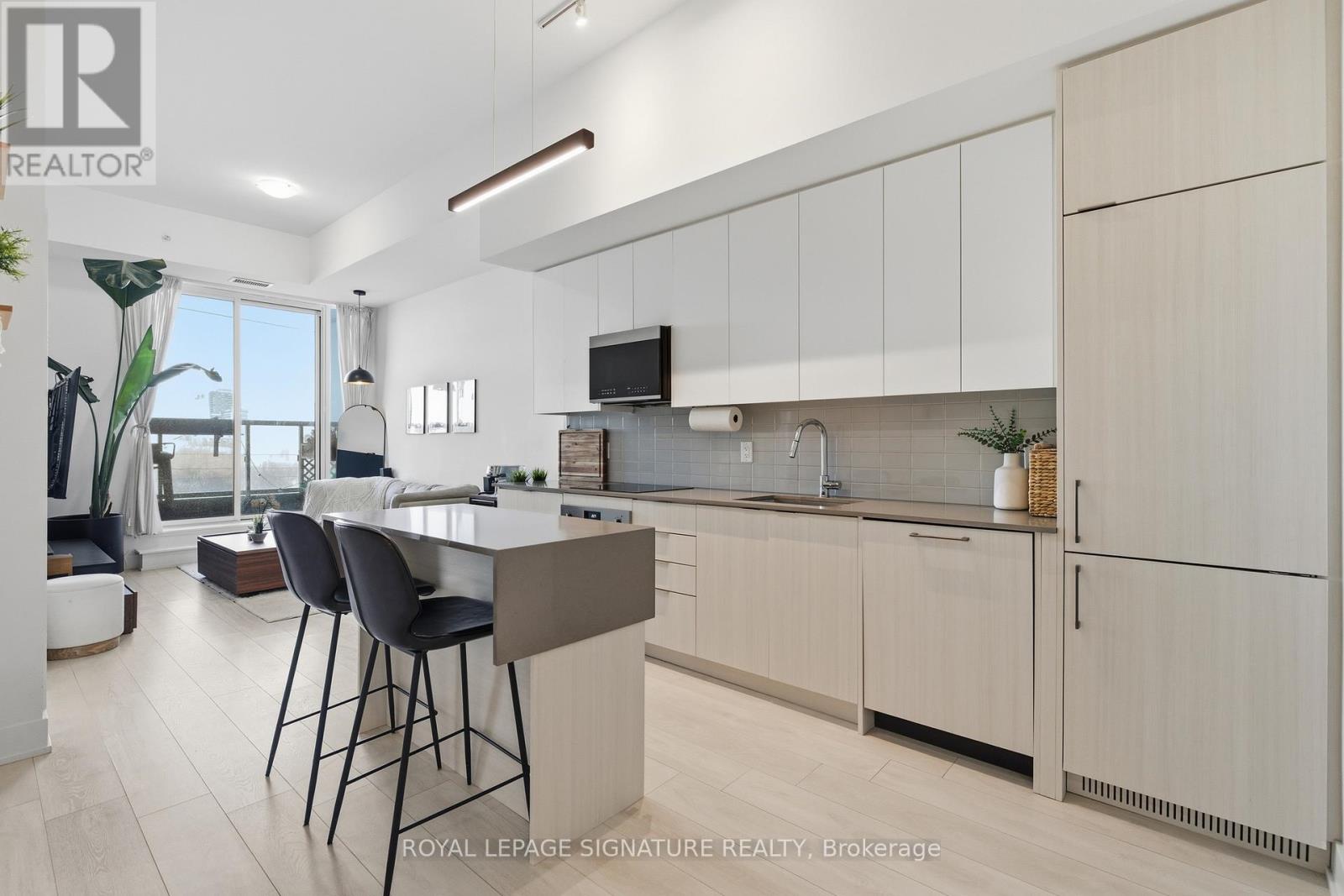 Apartment at 214 - 2489 TAUNTON ROAD, Oakville (RO River Oaks)